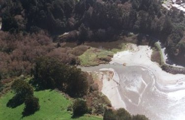 looking directly down on Caspar Beach